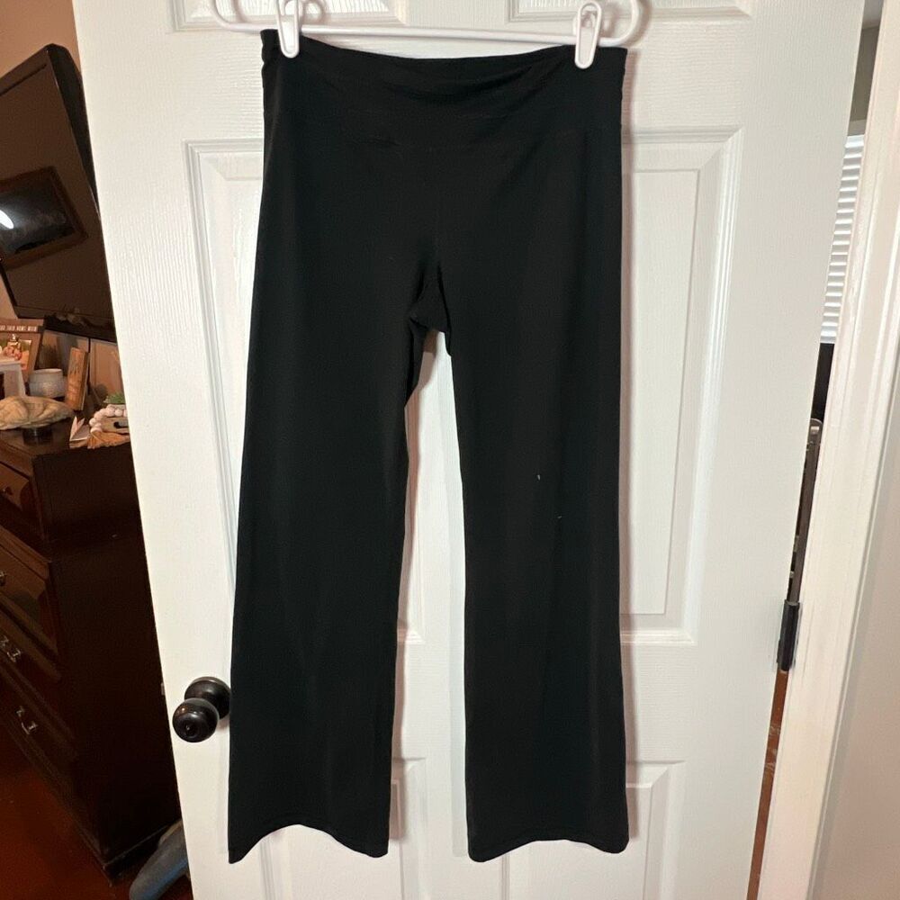 Under Armour Black Bootcut Yoga Pants Athletic Wear